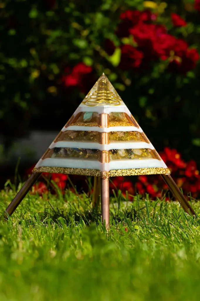 XL Orgonit-Pyramide "Imperium Solis"