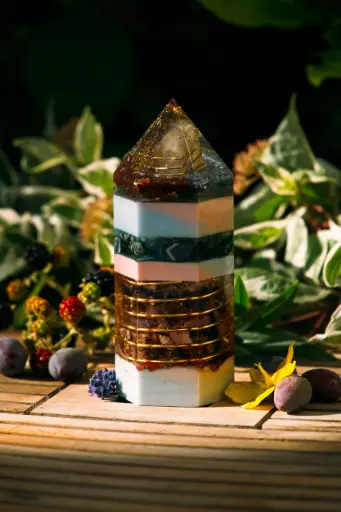 [SOO-250705-05L] Hexagon Orgonit Obelisk "Vanyareth"