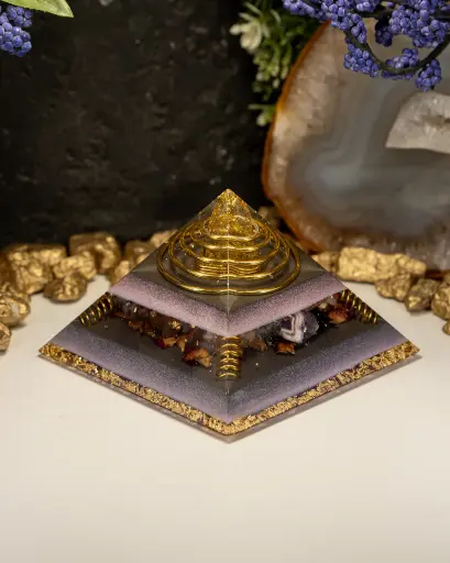 [GOP-240830-02I] Gizeh Orgonit Pyramide "Amethystrose" 
